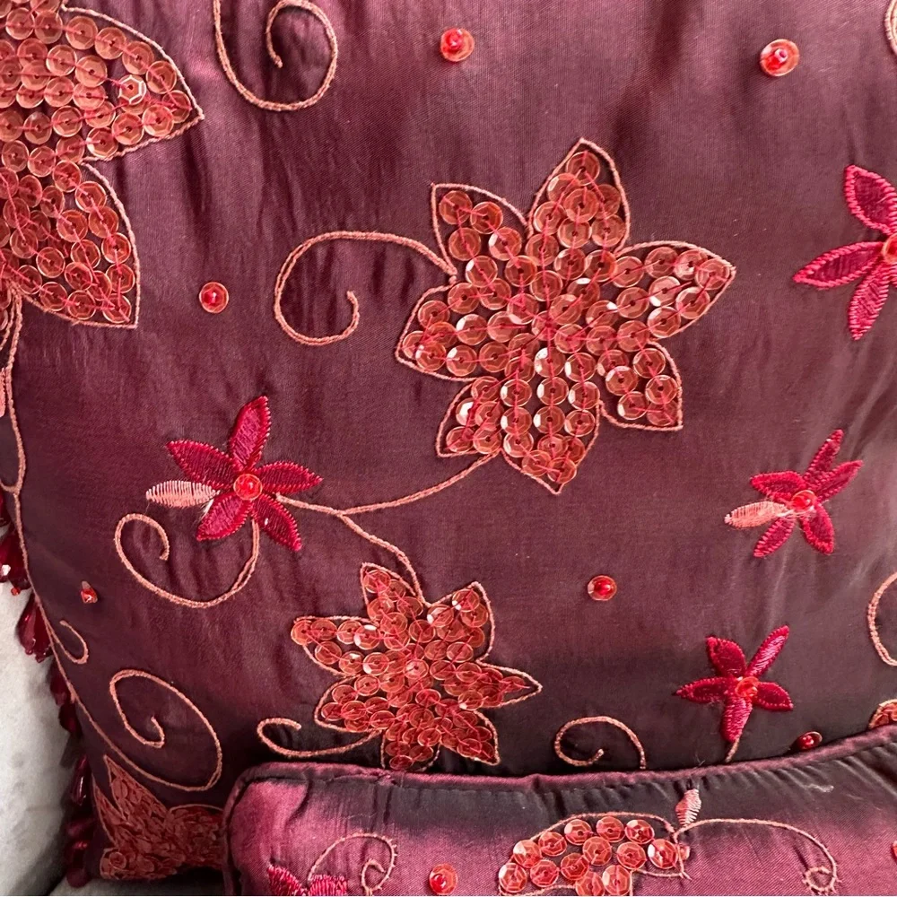 Vintage Burgundy Beaded Floral Pillow Set 2pc Boho Glam Decor 11” 6x8